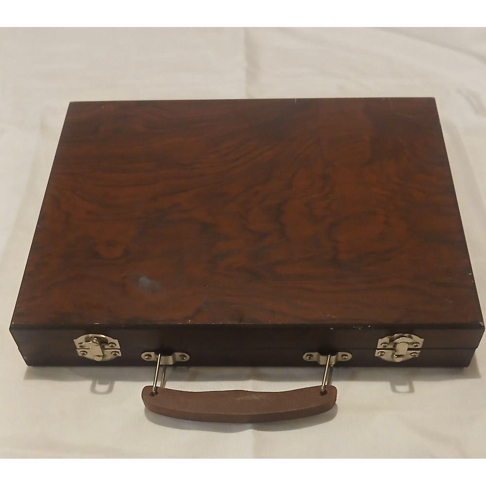 Vintage Wooden Art‎ Box With Medal Snaps To Close